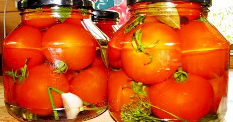 Мариновані помідори “Традиційні”